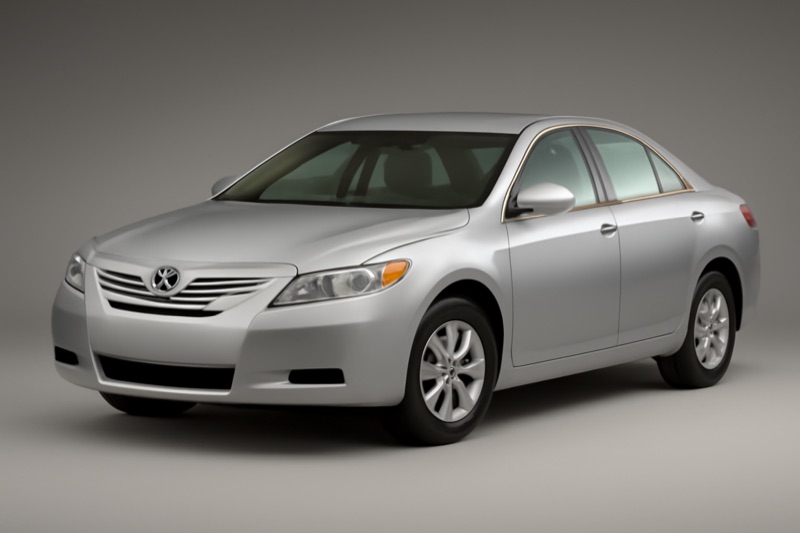 2007 Toyota Camry Hybrid windshield replacement in San Fernando, CA