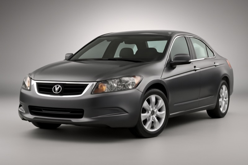 2008 Honda Accord windshield replacement in San Fernando, CA