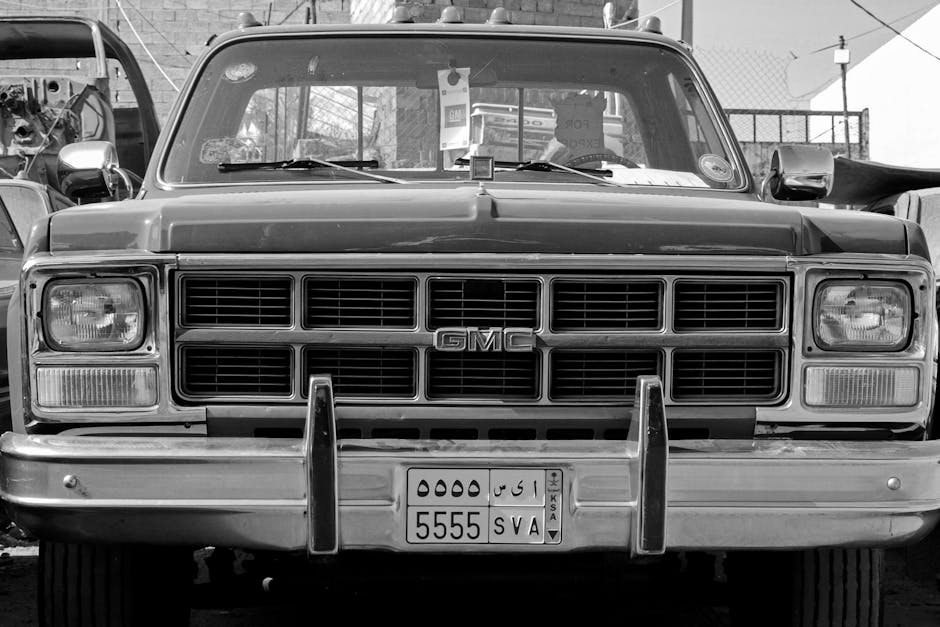2012 GMC Sierra C1500 windshield replacement in San Fernando, CA