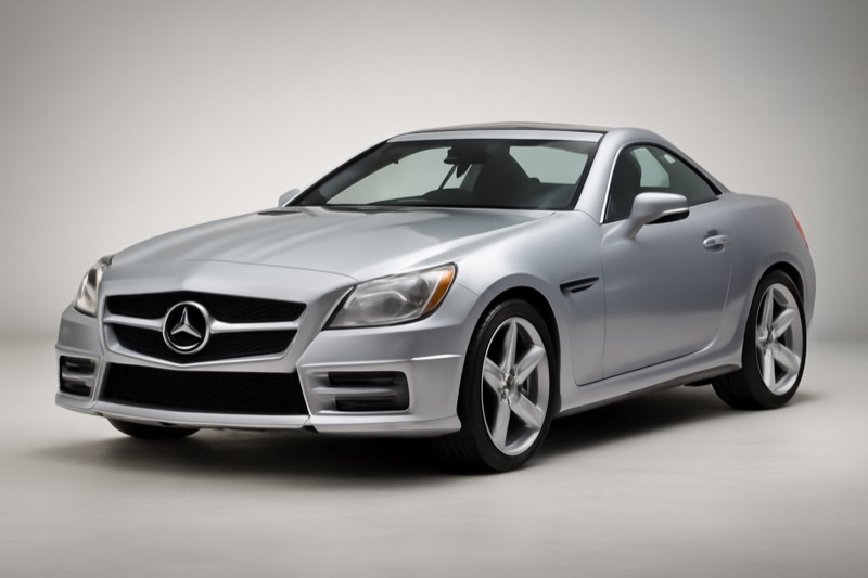 2014 Mercedes Benz SLK250 windshield replacement in San Fernando, CA