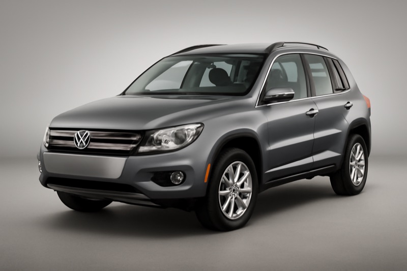 2016 Volkswagen Tiguan windshield replacement in San Fernando, CA